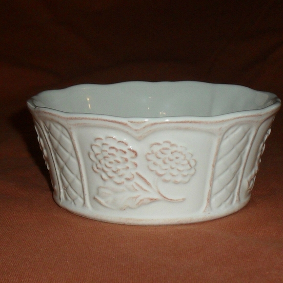 4 Kari Designs CUISINEWARE Embossed Pottery Ramekin Dessert Bowls International - Picture 6 of 6